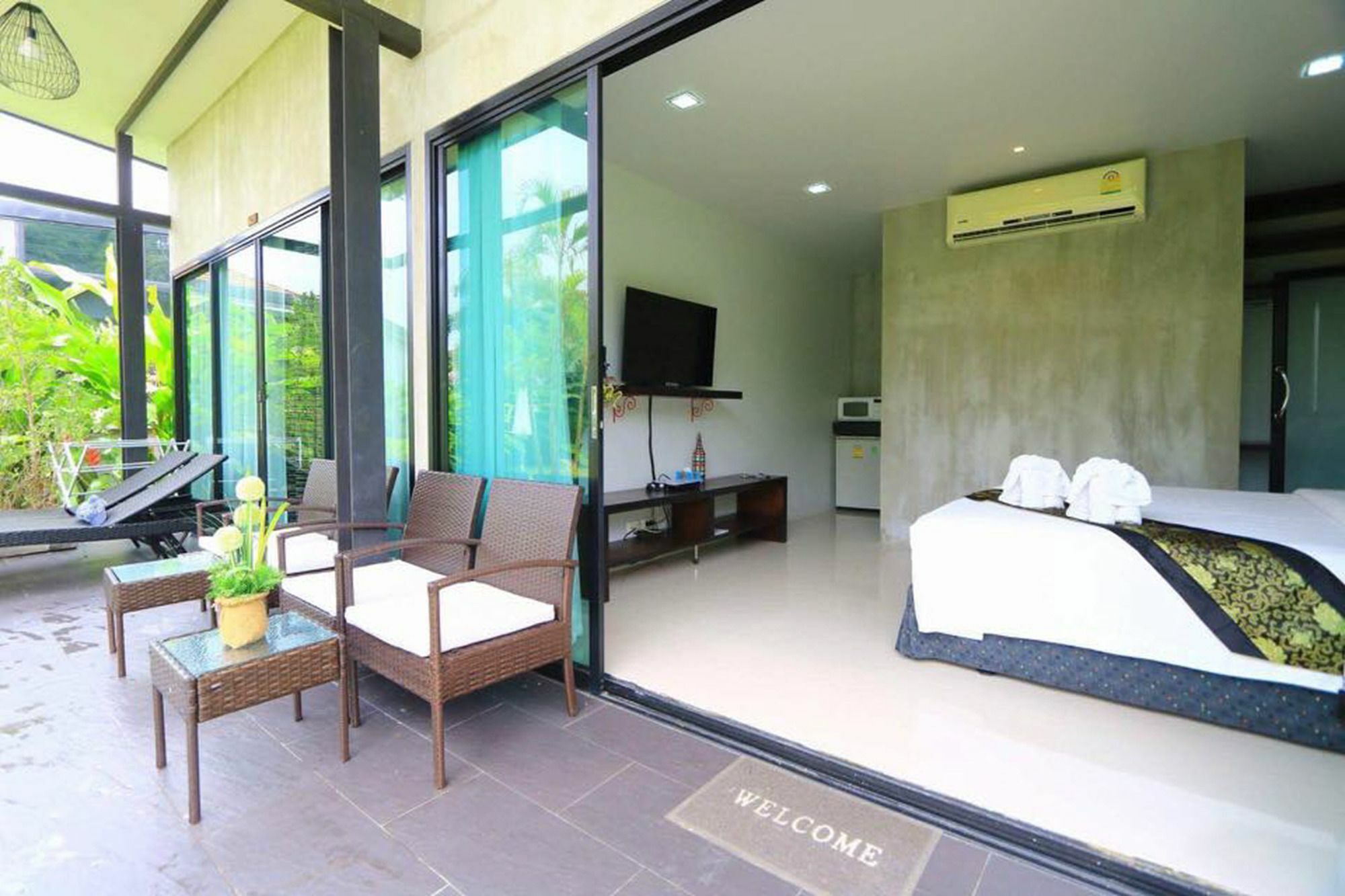 Hotel Baan Norkna Bangtao Strand Bang Tao Exterior foto